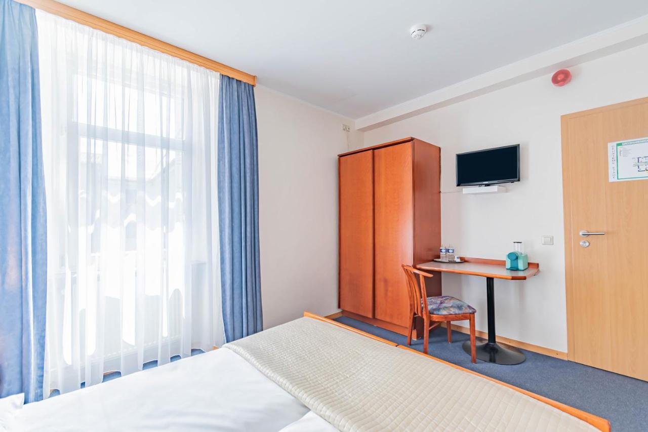 Hotel Le Petit Poete Echternach Zewnętrze zdjęcie